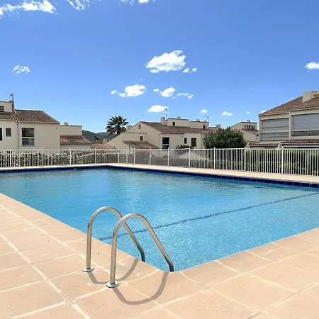 Appartamento 4 Couchages Avec Jardin Et Piscine A - Fr-1-251-825 Bormes-les-Mimosas
