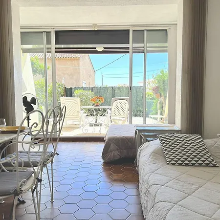 4 Couchages Avec Jardin Et Piscine A Bormes-les-Mimosas